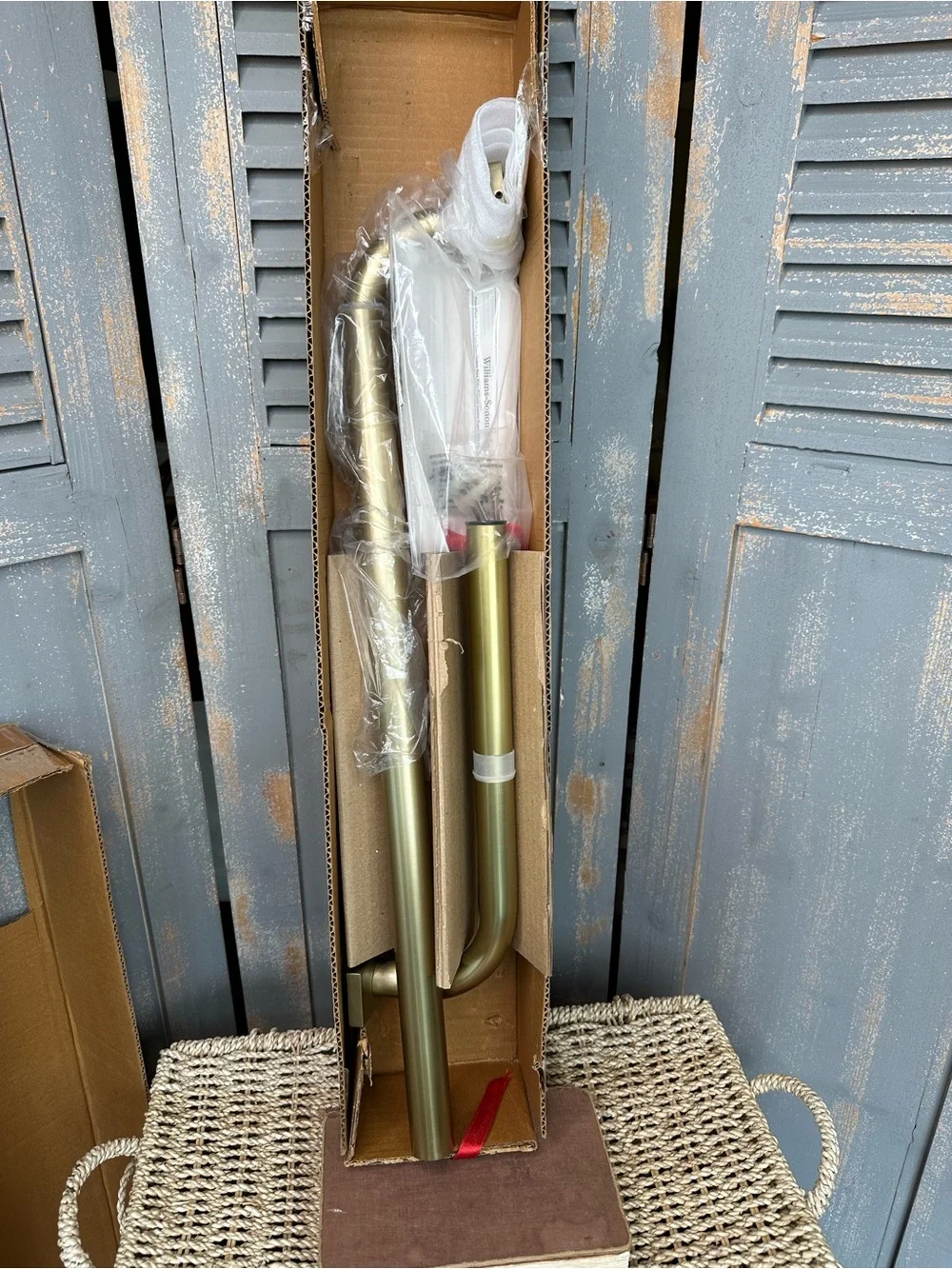 Pottery Barn Hidden Connection Room Darkening Curtain Rod Brass 28